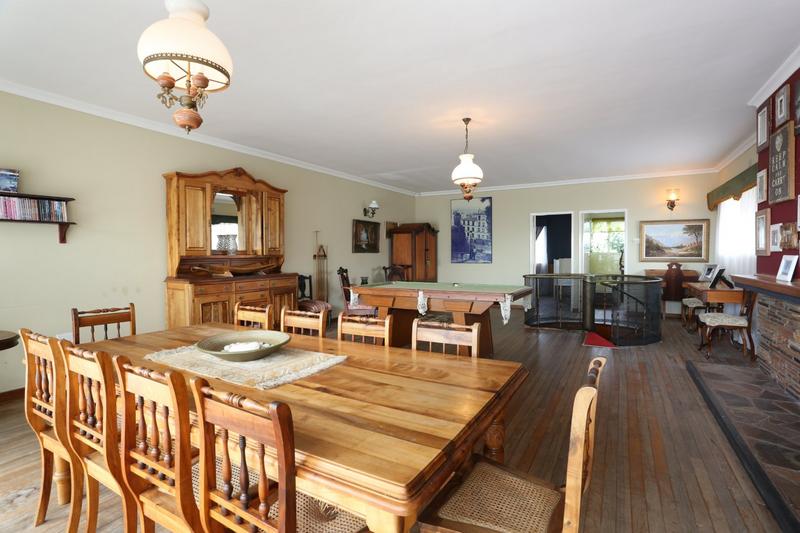 5 Bedroom Property for Sale in Mossel Bay Central Western Cape